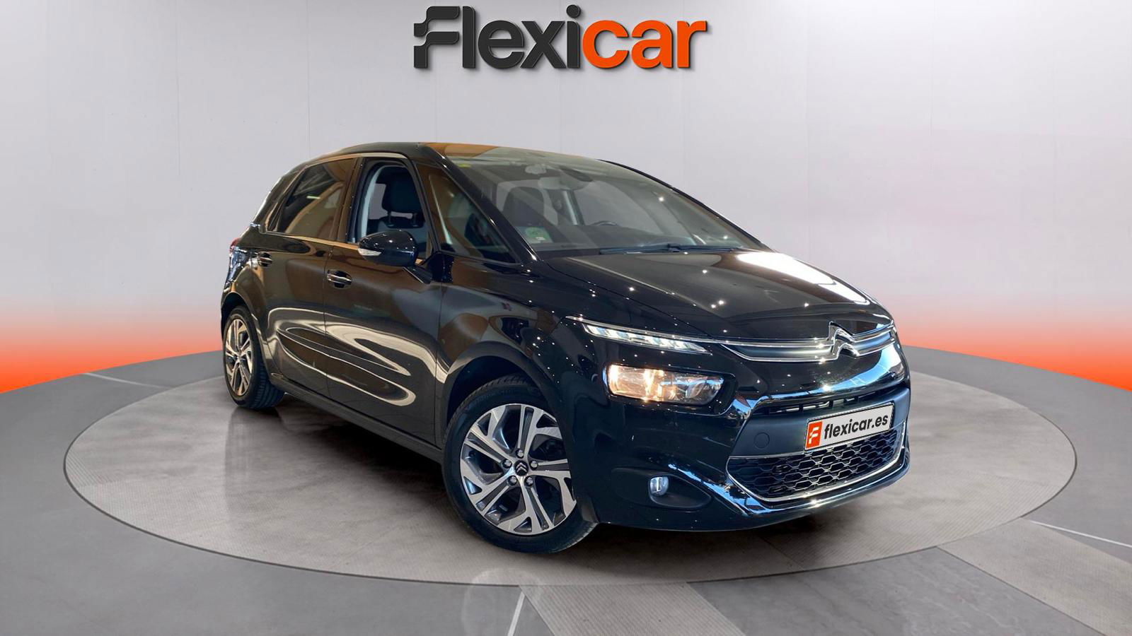 https://cdn-flexicar.caraffinity.it/public_appraisal_images_pro/images/stock/189578/Do0i5KCFqH__WhatsApp Image 2025-09-23 at 19.28.01 (7).jpeg?format=jpeg